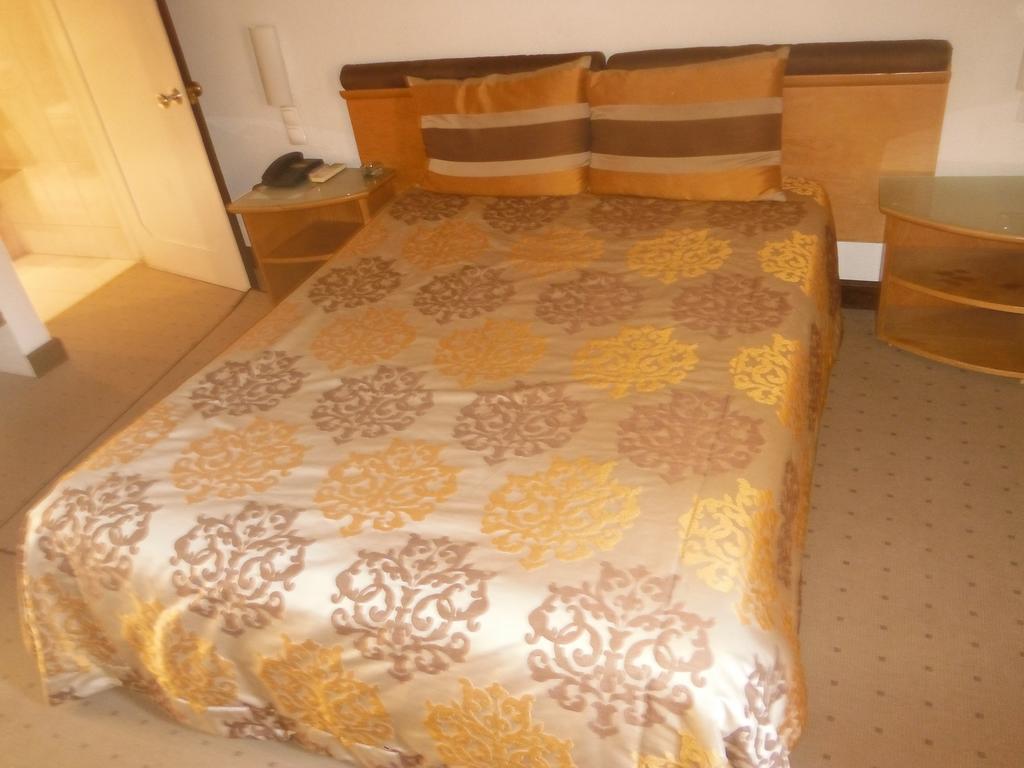 Hotel Alameda อัลแบร์กาเรีย-อา-แวญา ห้อง รูปภาพ